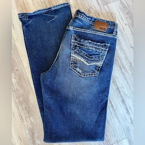 Men's Buckle brand Tyler Straight, 33L